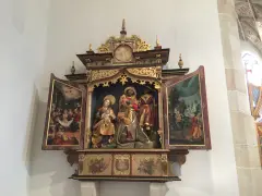 Ge&ouml;ffneter Fl&uuml;gelaltar